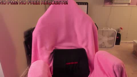 Natalie Marlo online show from January 15, 2025, 9:24 am