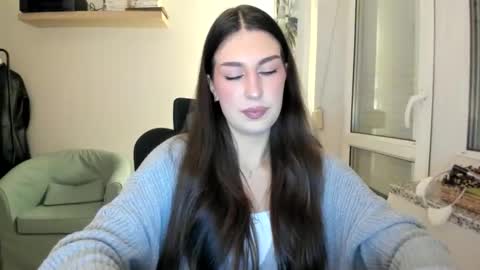 Nadiaaa006 online show from November 18, 2025, 5:06 pm