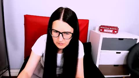 Snapshot of nadiatrue chatting on June 6, 2026, 2:44 pm nadiatrue online show from June 6, 2026, 2:44 pm