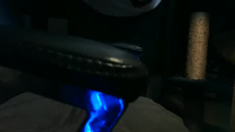 Snapshot of nadine0815 chatting on February 18, 2025, 10:36 pm Mario online show from February 18, 2025, 10:36 pm