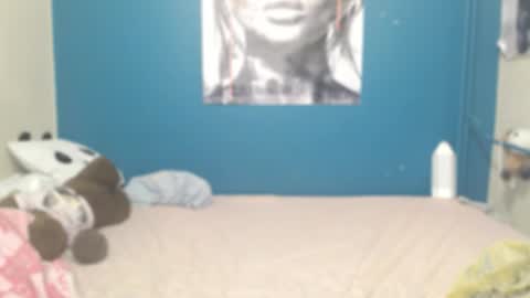 nadinnnea online show from September 23, 2025, 5:27 pm