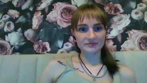Snapshot of nadjia_sexy chatting on November 15, 2025, 3:30 pm Nadjia online show from November 15, 2025, 3:30 pm