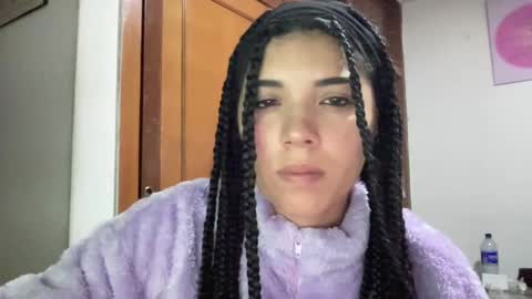 naduu__xx online show from January 2, 2025, 11:49 pm