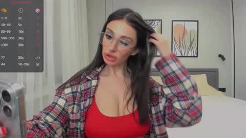 Nadya online show from December 29, 2024, 1:49 pm