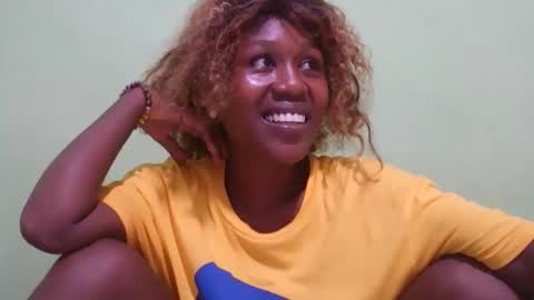 Snapshot of nah296652 chatting on February 18, 2026, 10:06 pm nah296652 online show from February 18, 2026, 10:06 pm