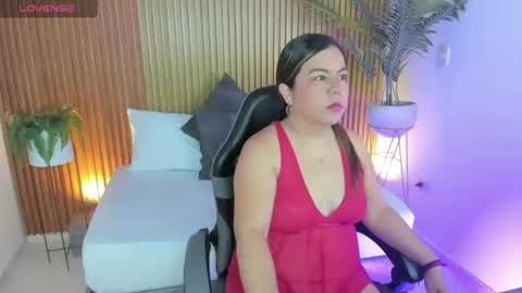 N A H I A online show from June 10, 2026, 12:04 pm