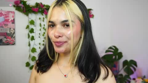 Naho  Sigueme en mis Redes Sociales Follow me on my social networks online show from April 18, 2026, 1:42 am