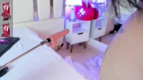 Snapshot of nahomyroberts chatting on October 16, 2025, 12:39 pm Nahomy Roberts online show from October 16, 2025, 12:39 pm