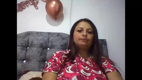 nahomy saints online show from November 1, 2025, 11:18 pm