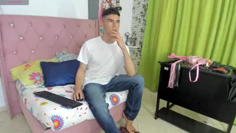 naifummi online show from March 1, 2025, 8:21 pm