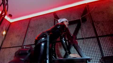 Naila online show from October 16, 2025, 2:40 pm