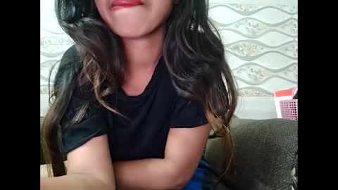 Snapshot of naina00123 chatting on March 2, 2025, 6:19 pm Naina online show from March 2, 2025, 6:19 pm