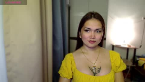 Snapshot of naisha143 chatting on October 5, 2025, 2:21 am MARY MAE online show from October 5, 2025, 2:21 am