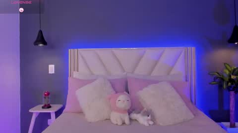 Naisha Ford online show from March 10, 2026, 4:06 am