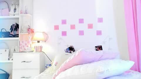 Snapshot of naissha chatting on February 20, 2026, 3:23 pm Naissha online show from February 20, 2026, 3:23 pm