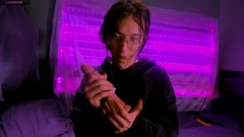 NAJI  online show from November 12, 2025, 7:35 pm