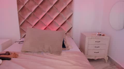 Snapshot of nakamura_san chatting on January 14, 2025, 2:43 pm INSTAGRAM m2221 online show from January 14, 2025, 2:43 pm