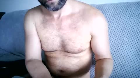naked_dude25 online show from December 7, 2024, 1:25 am