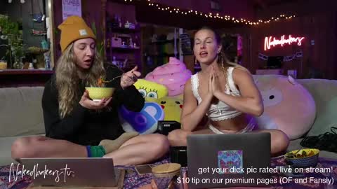 Snapshot of nakedbakers chatting on March 6, 2025, 2:41 am Naked Bakers online show from March 6, 2025, 2:41 am