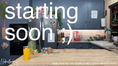 Snapshot of nakedbakers chatting on October 1, 2025, 2:06 am Naked Bakers online show from October 1, 2025, 2:06 am