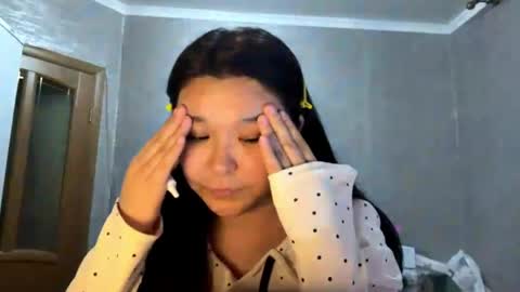 Snapshot of nakimpton chatting on June 9, 2026, 5:57 pm Leyla online show from June 9, 2026, 5:57 pm