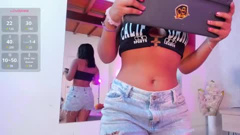Snapshot of nalamittens chatting on January 29, 2025, 7:43 pm nalamittens online show from January 29, 2025, 7:43 pm