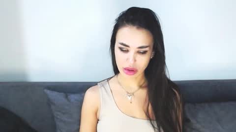 Lady online show from February 4, 2026, 9:48 am