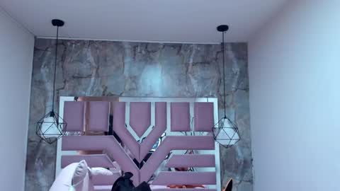 nami_usagi online show from January 7, 2025, 6:14 pm