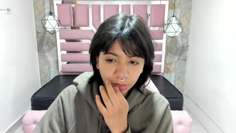 nami_usagi online show from January 14, 2025, 11:10 am