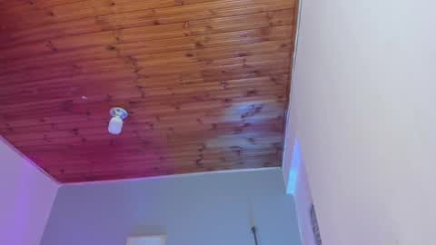 namiko_park online show from February 4, 2025, 4:08 pm