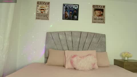 NamiThompson online show from March 1, 2026, 2:35 am