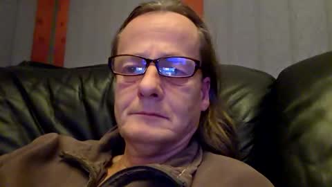 namorreyeb online show from November 8, 2025, 8:40 pm