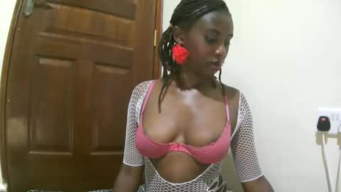 nana2095 online show from December 19, 2025, 4:14 pm