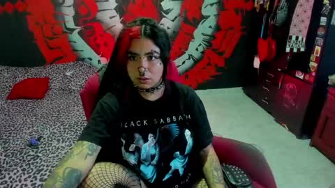 Val  online show from April 19, 2026, 2:44 am