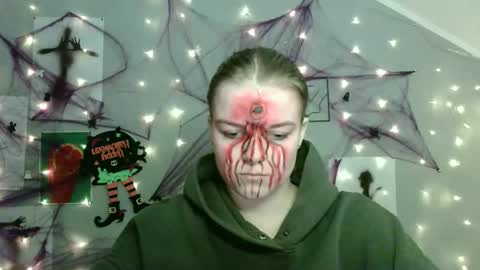 Nana online show from October 28, 2025, 9:13 am