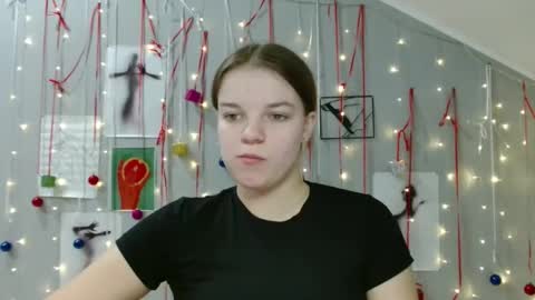 Nana online show from December 4, 2025, 7:06 am