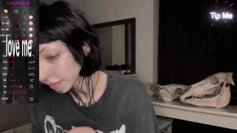 Nana online show from December 21, 2024, 3:53 pm