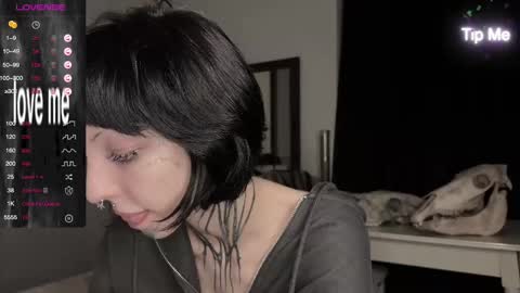 Nana online show from December 24, 2024, 5:34 pm