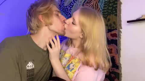 Snapshot of nancy_witch chatting on March 12, 2025, 8:31 pm Nancy and Archi online show from March 12, 2025, 8:31 pm