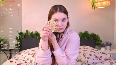 Luna online show from November 16, 2025, 5:13 am