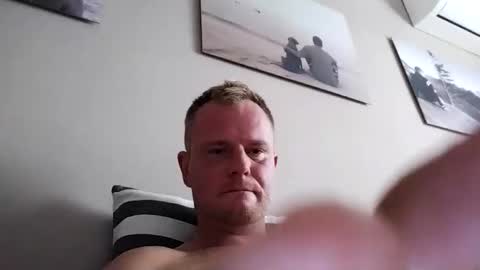 nandosss online show from October 27, 2025, 10:19 am