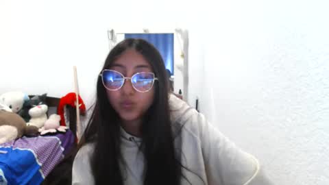 Snapshot of nanilux_1 chatting on September 10, 2025, 11:49 pm nanilux_1 online show from September 10, 2025, 11:49 pm