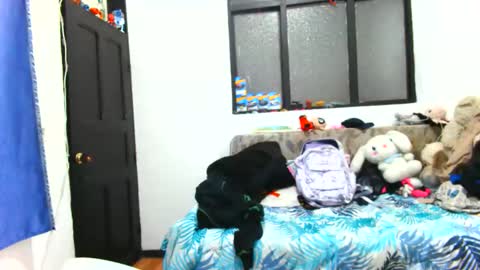 Snapshot of nanilux_1 chatting on October 21, 2025, 12:44 am nanilux_1 online show from October 21, 2025, 12:44 am