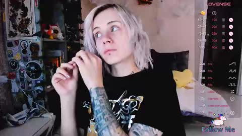 Monday-Friday 12-4 AM and 6-9 AM New York time online show from October 12, 2025, 7:51 am