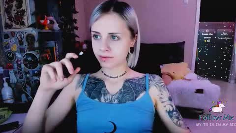 Monday-Friday 12-4 AM and 6-9 AM New York time online show from December 13, 2025, 10:04 pm