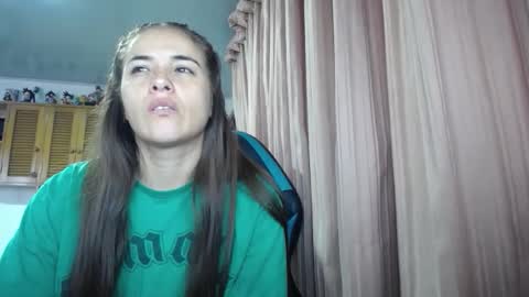 Snapshot of nanna_yoshi chatting on October 6, 2025, 7:33 pm nanna yoshi online show from October 6, 2025, 7:33 pm