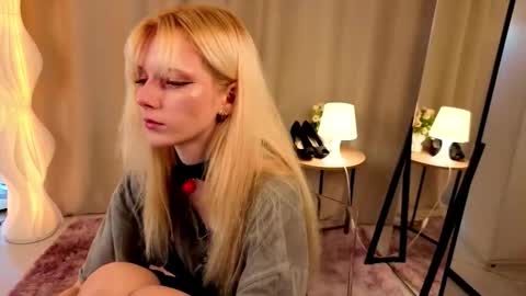 Snapshot of nannetteterrill chatting on February 5, 2026, 6:18 am nannetteterrill online show from February 5, 2026, 6:18 am