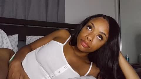 Snapshot of nanneyrose chatting on September 15, 2025, 1:49 am Nanneypooh online show from September 15, 2025, 1:49 am