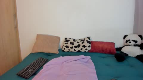 Snapshot of nanny1_ chatting on January 5, 2026, 8:56 pm Nanny online show from January 5, 2026, 8:56 pm