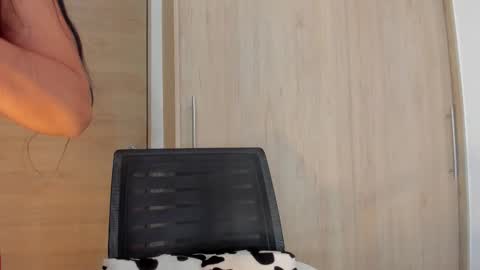 Snapshot of nanny1_ chatting on January 31, 2026, 8:07 pm Nanny online show from January 31, 2026, 8:07 pm